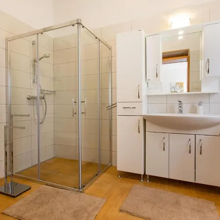 Amazing In W/ Wifi And 2 Bedrooms * Pirano