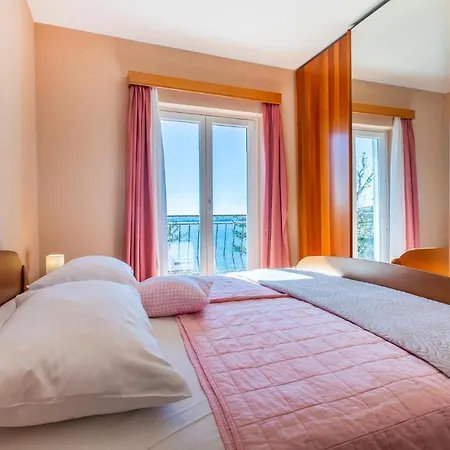 Amazing In W/ Wifi And 2 Bedrooms *